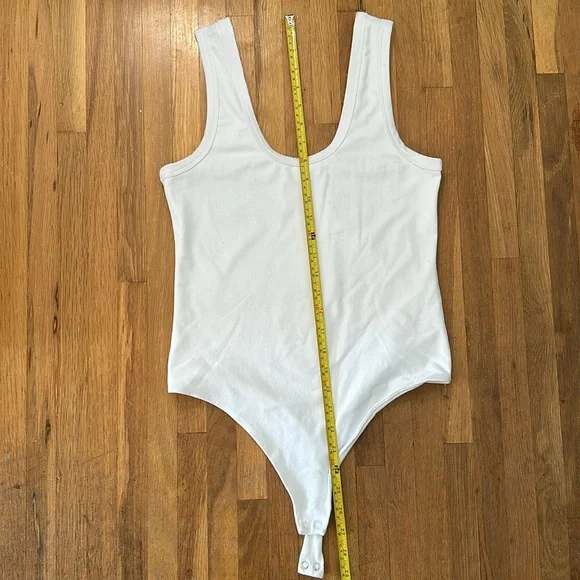 *last chance!!* nuuds | Women’s white scoop neck bodysuit - Picture 6 of 16